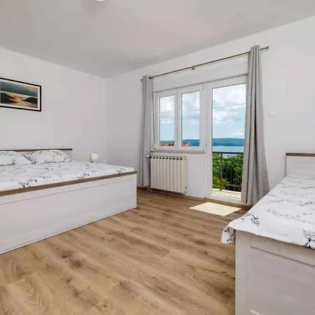 One-bedroom In Xviii *