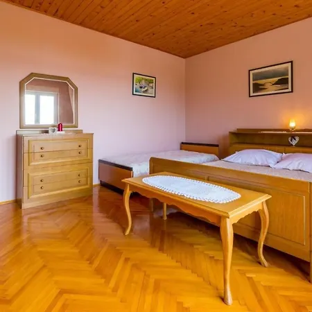 Apartment One-bedroom In Crikvenica Xviii Dramalj