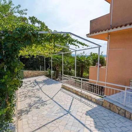 Apartment One-bedroom In Crikvenica Xviii *
