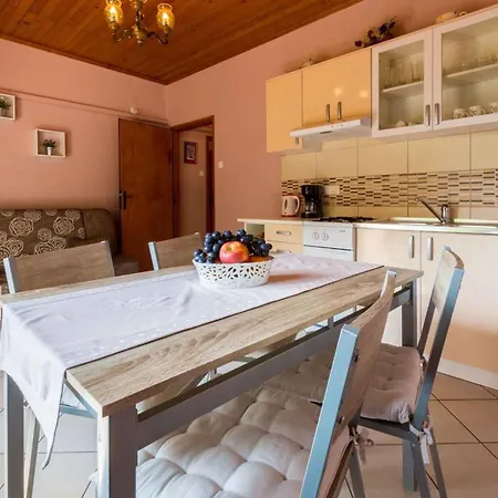 One-bedroom In Crikvenica Xviii Dramalj