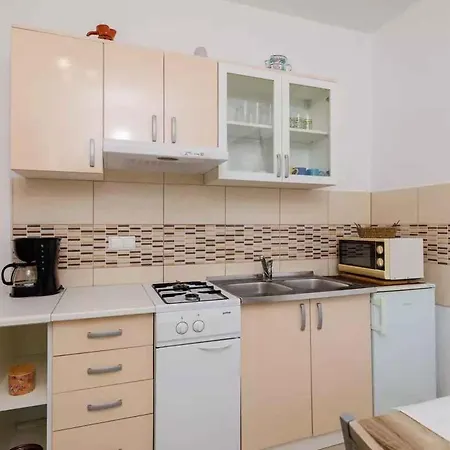 One-bedroom In Xviii Apartman